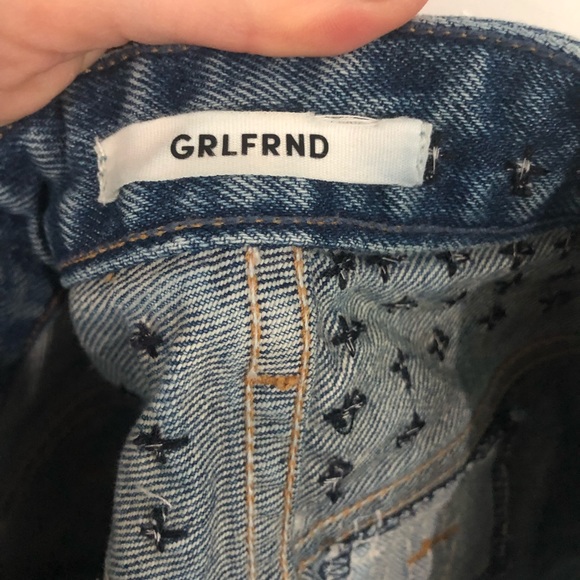 Grlfrnd ‘Cindy’ High Rise Jean Shorts, Sz 28 - Picture 5 of 7